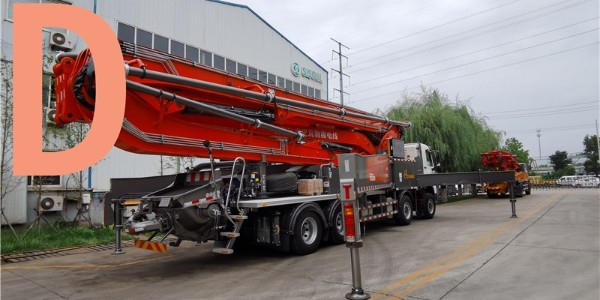 泵車在伸展支腿時(shí)，要注意哪些