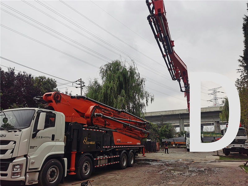 青島混凝土泵車價格 (11)