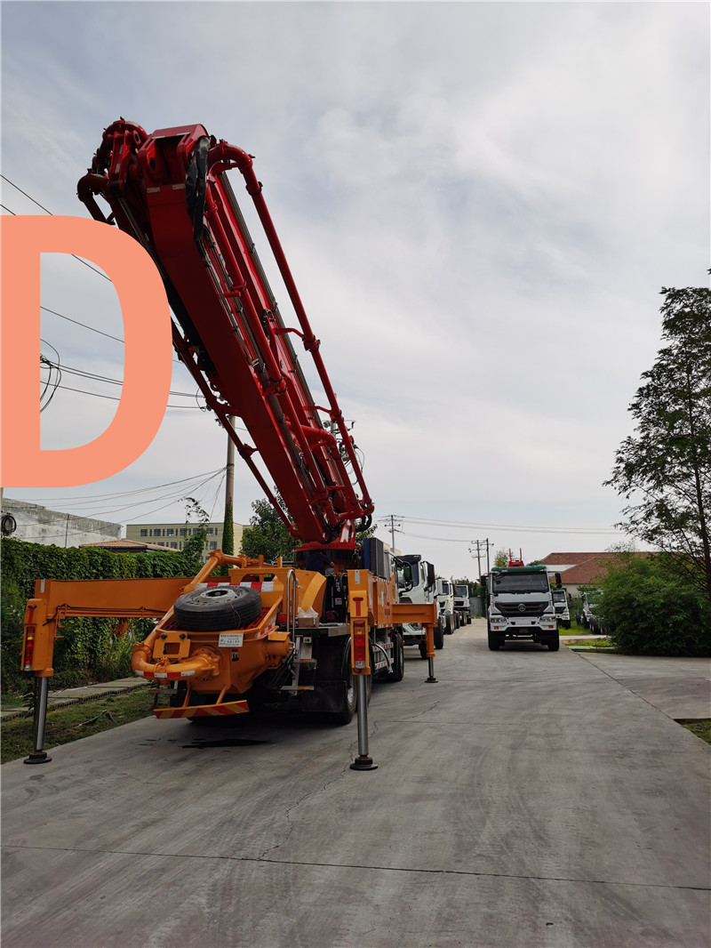 青島混凝土泵車價(jià)格 (25)