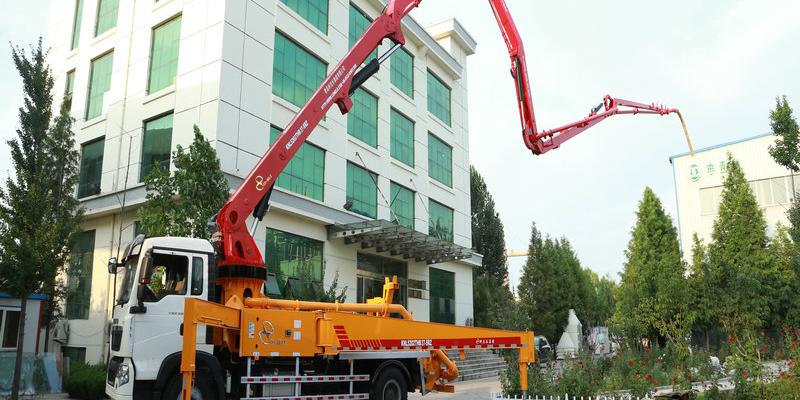 購買小型混凝土泵車需要考慮哪些因素？