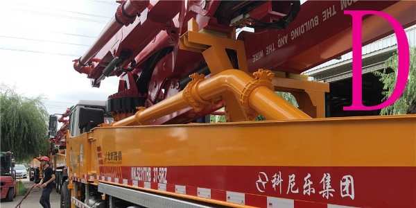 面對(duì)小型混凝土泵車水油溫同時(shí)升高如何解決（二）？