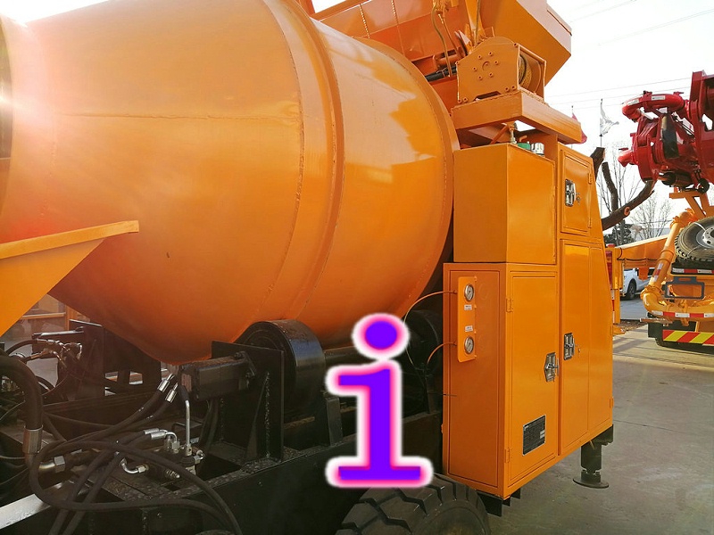 青島小型混凝土泵車價(jià)格 (2)
