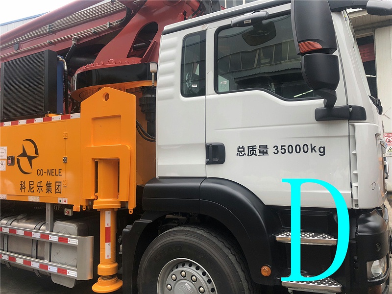 青島小型混凝土泵車價(jià)格 (32)