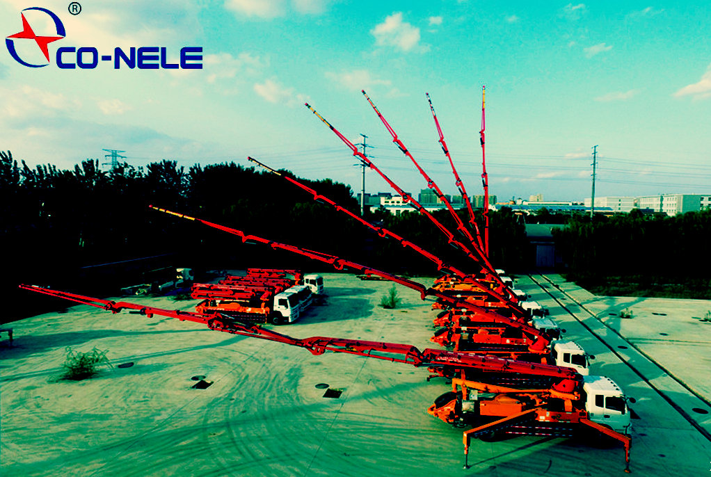 小型混凝土泵車，科尼樂天泵