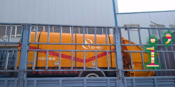 如何根據(jù)混凝土泵的泵送情況選擇低速或高速泵送？