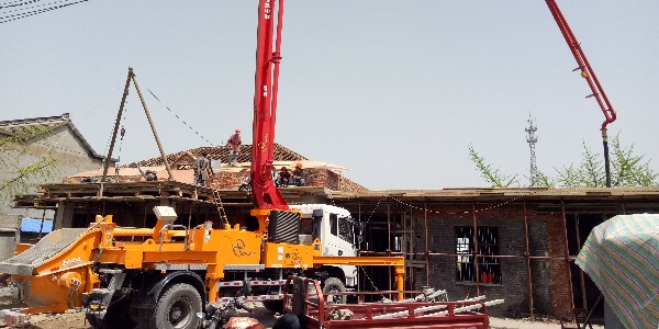 混凝土泵車(chē)冬季施工為什么要用熱水通泵呢？