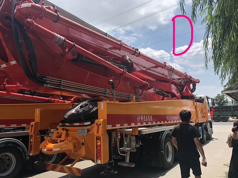 青島小型混凝土泵車價(jià)格 (27)