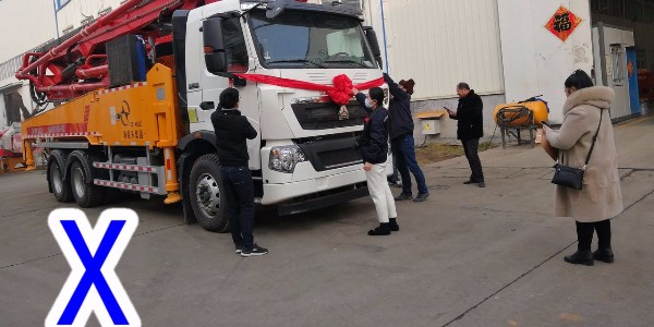 小型泵車液壓油質(zhì)量嚴(yán)格把控，才能讓小型混凝土泵車牛到飛起（二）
