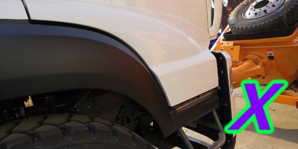 混凝土泵的實(shí)際出口壓力和實(shí)際輸送方量受哪種因素制約和影響？