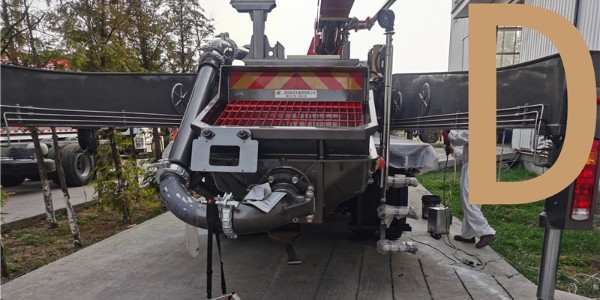 如何處理混凝土泵非堵塞性中斷的情況？